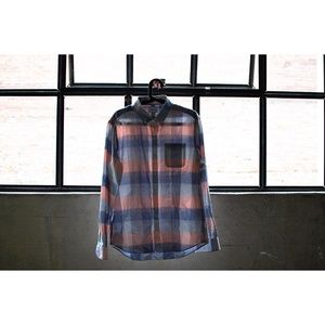 7 Diamonds long sleeve size Large